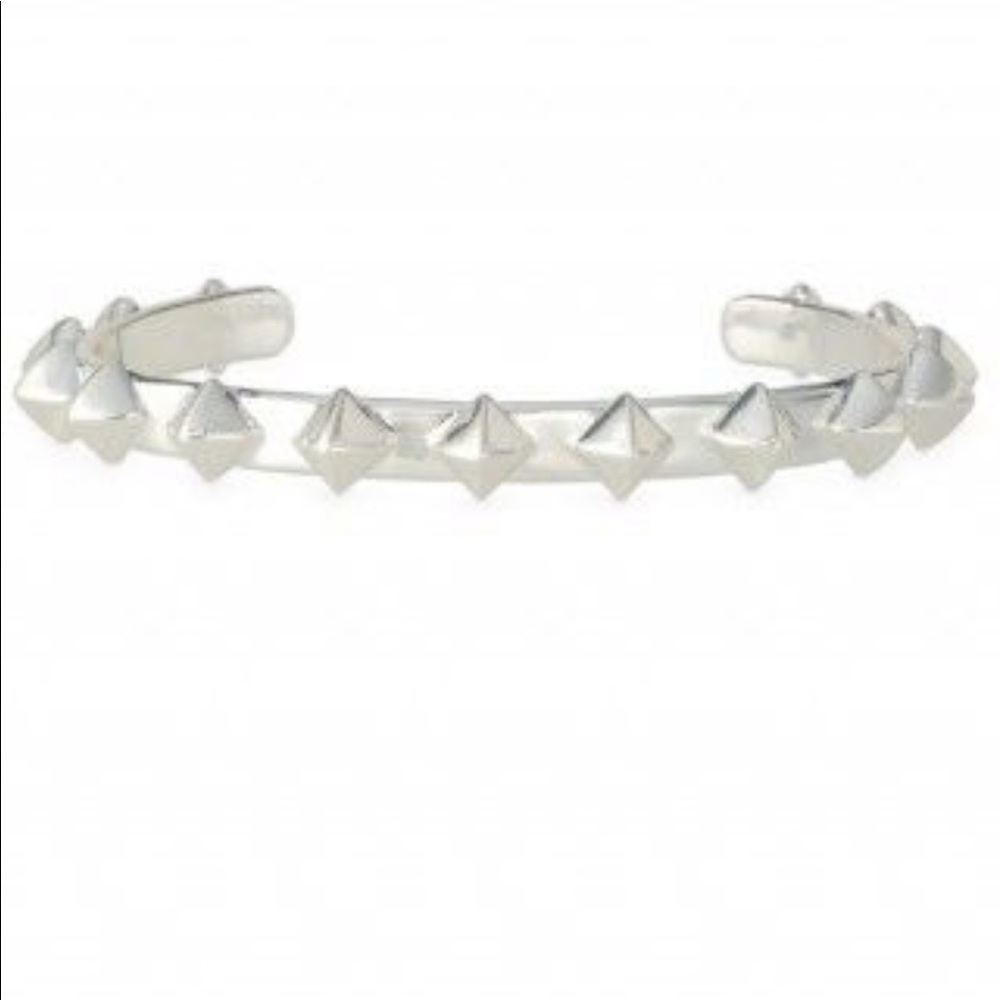 Stella & Dot- pyramid stud cuff silver